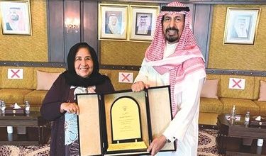 الخالد كرَّم المنصور: نموذج يُحتذى في تقديم صورة مشرفة للمواطن الكويتي